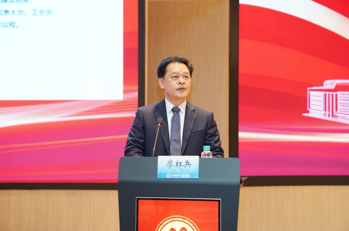 {KS:Field:Title} 第 3 张